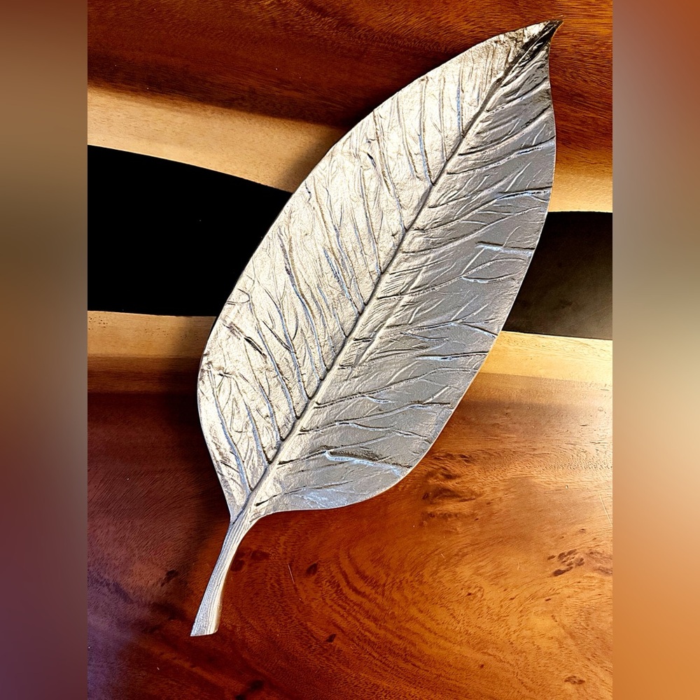 🌿 Martha Stewart Collection Silver Leaf Serving Tray / Decorative Accent